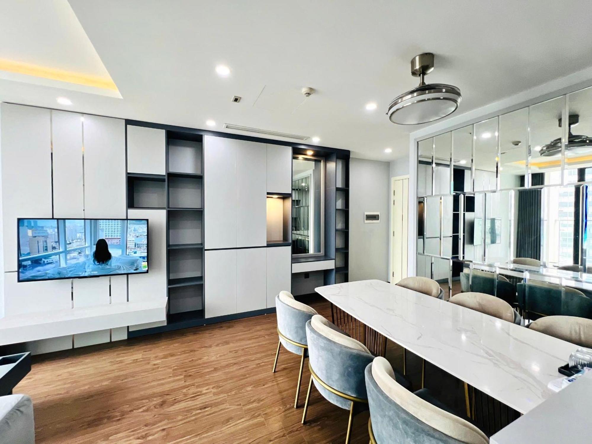 - Vinhomes Skylake - Luxury Services - Galaxyhouse Apartment Hanoi